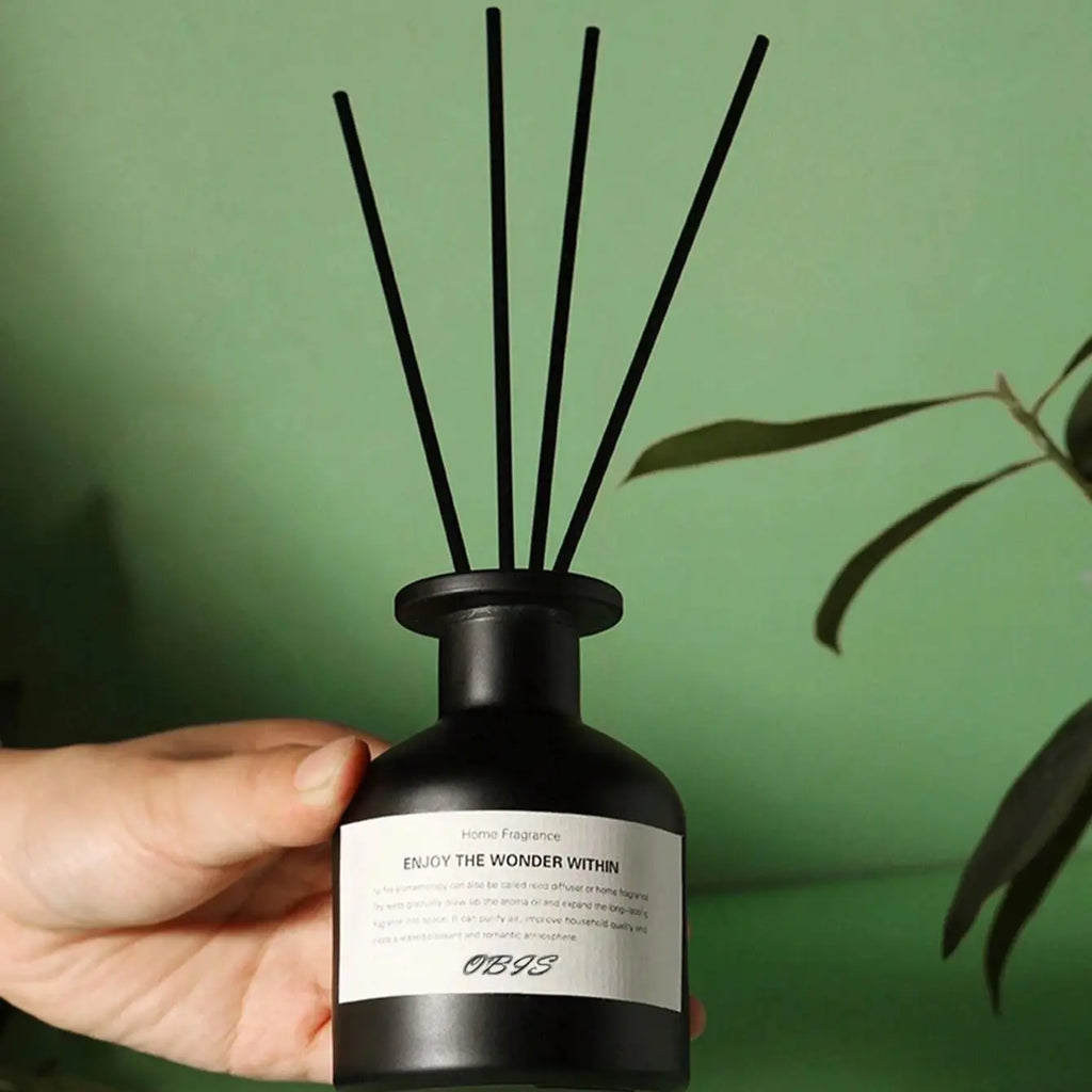 Luxury Reed Diffuser Set — 50ml Flameless Home Fragrance with Diffuser Sticks